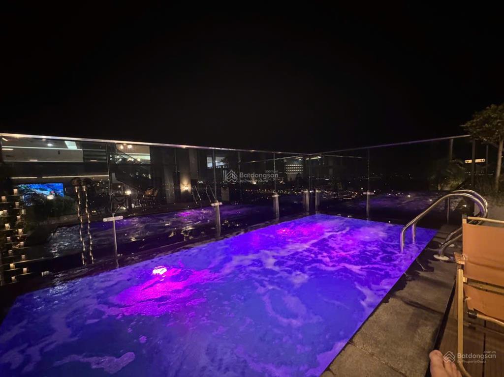 Bán penthouse 359m2, 5 ngủ + 5wc han jardin ngoại giao đoàn, view trực diện hồ tây, sổ đỏ lâu dài