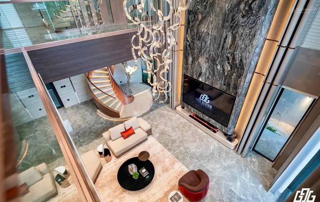 Bán penthouse 359m2, 5 ngủ + 5wc han jardin ngoại giao đoàn, view trực diện hồ tây, sổ đỏ lâu dài
