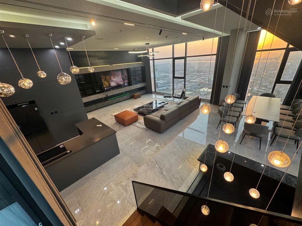 Bán penthouse 382m2, 5 ngủ, nội thất đẹp, view cực đẹp tại lancaster luminaire, đống đa. giá 5x tỷ