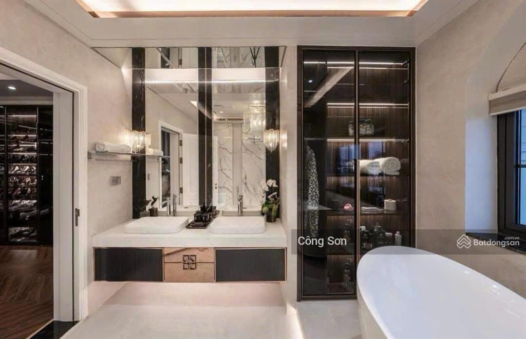 Vợ tôi sắp sinh cần chuyển nhà đất, bán căn 121m2 tại golden palm, mua bán trực tiếp 0396 116 ***