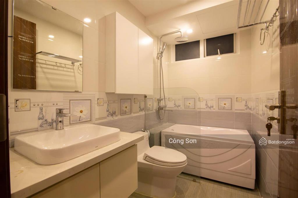 Bán cc seasons avenue, 8,5 tỷ, 100m2, 3pn, 2wc, pháp lý đầy đủ