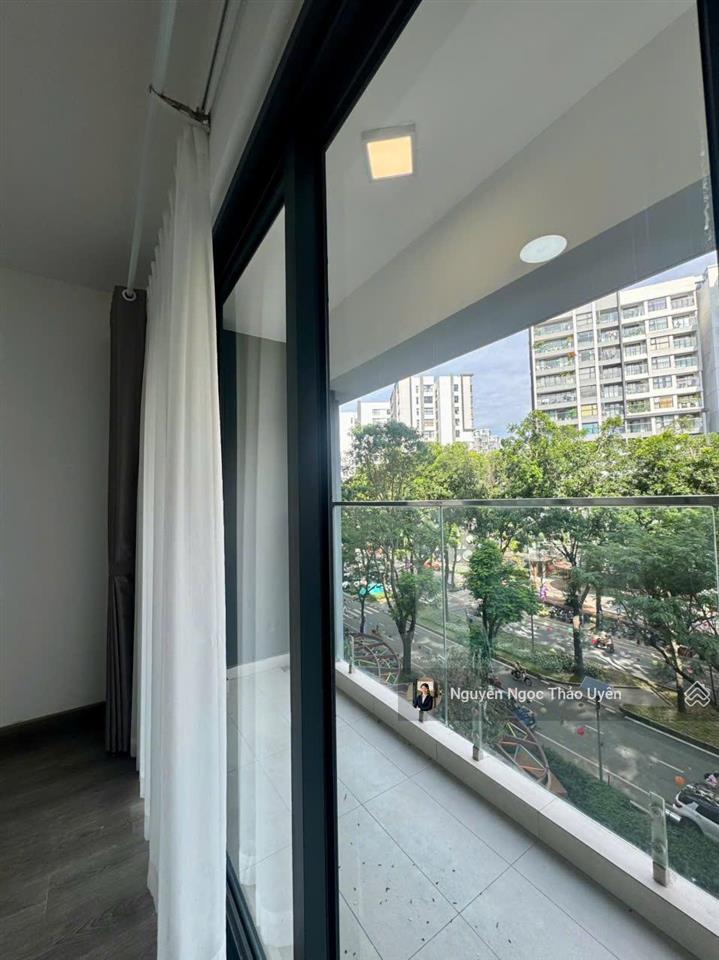 Giá tốt  sky 3pn dt 214m2 giá 13ty8 (102%), ô tô lên tận nơi