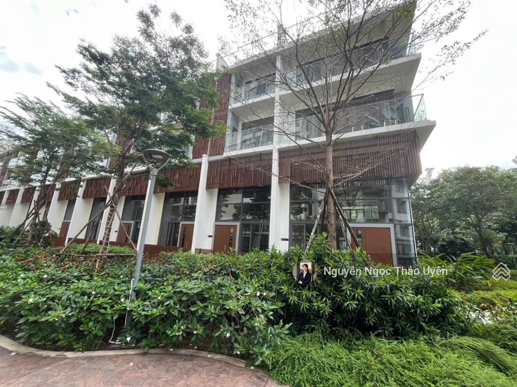 Update the glen  v4.10 mặt tiền công viên 23ty7