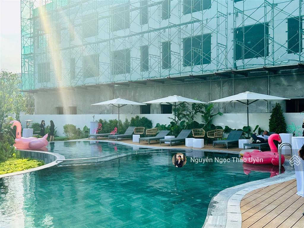 Meadow căn góc n8.1  dt 161m2/238m2 giá 13ty