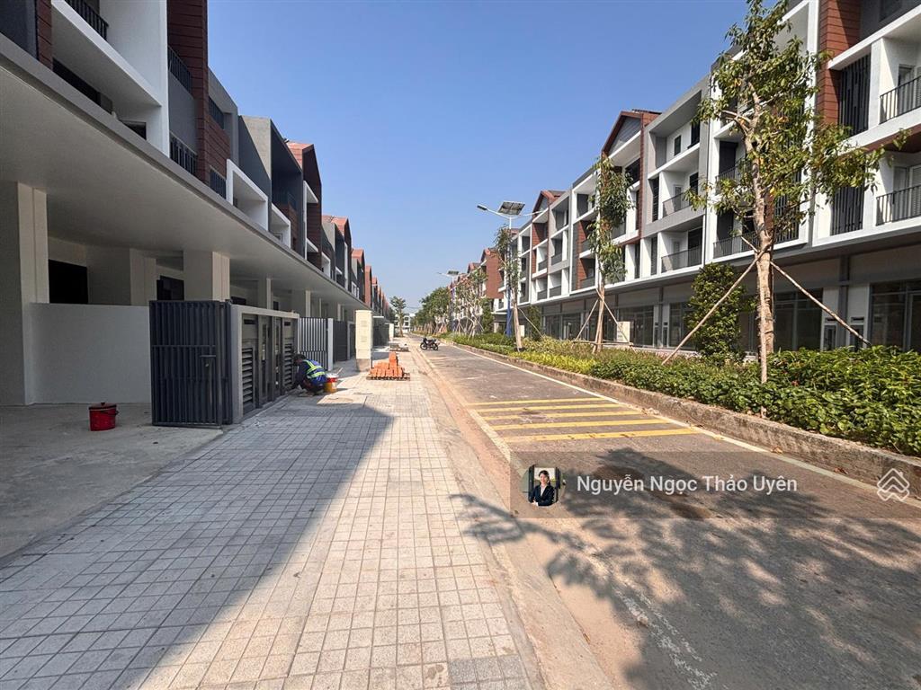 Nhận booking artisan  nhà phố trung tâm bd/trả giãn tới 2031