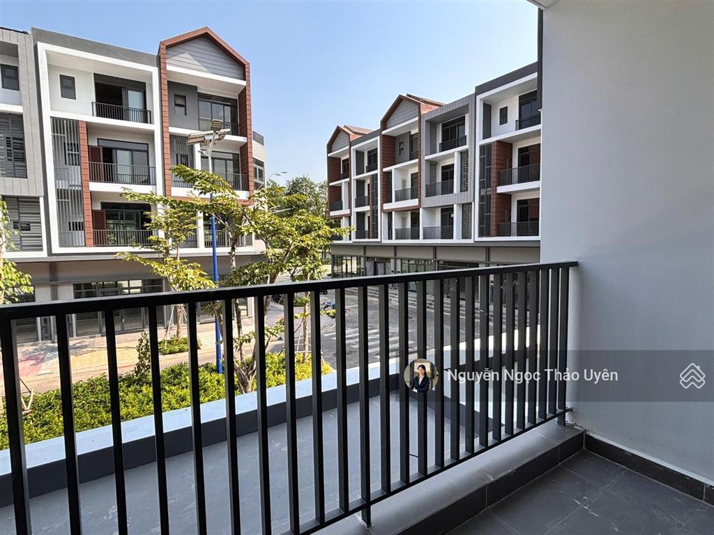 Nhận booking artisan  nhà phố trung tâm bd/trả giãn tới 2031