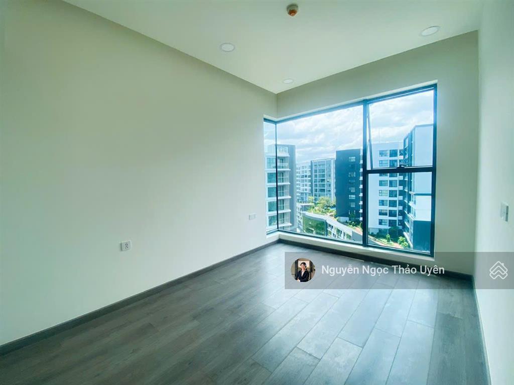 Centery trả chậm 3 năm giá 9ty  96m2 view đông nam nội khu, có ô xe