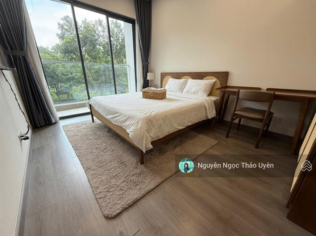 Căn đẹp centery full nt, 120.7m2, giá 10tỷ4 (full) có ô xe