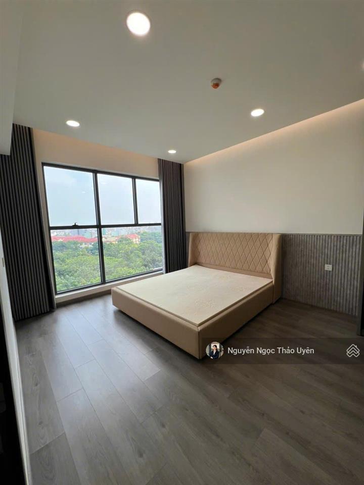 Centery c6  121m2 căn góc giá bán 11tỷ2 (nt dính tường)
