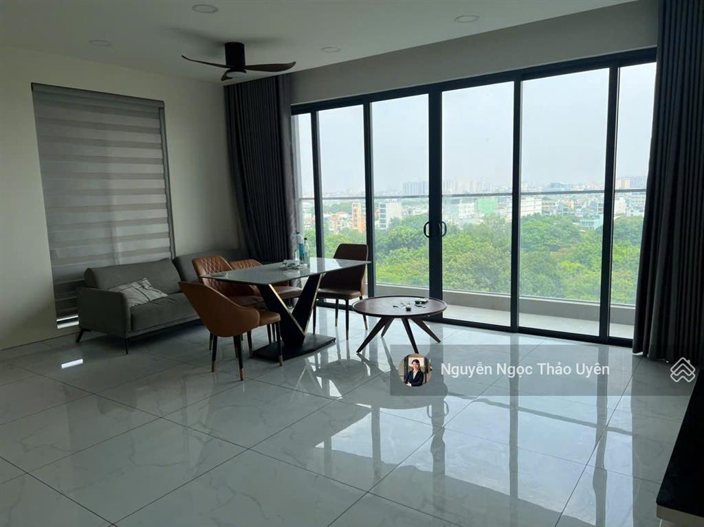 Centery c6  121m2 căn góc giá bán 11tỷ2 (nt dính tường)