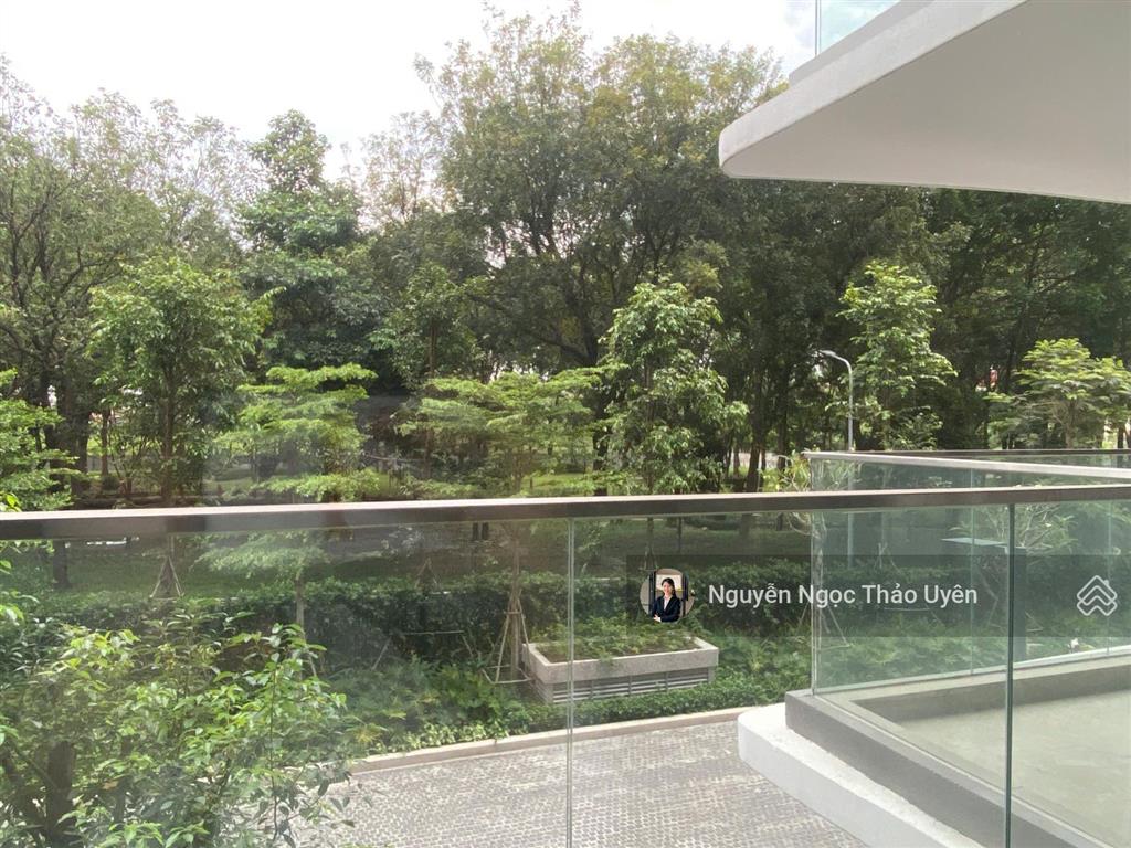 Centery c3.x  120,7m2 bàn giao ntcb chủ đầu tư 10,5 tỷ