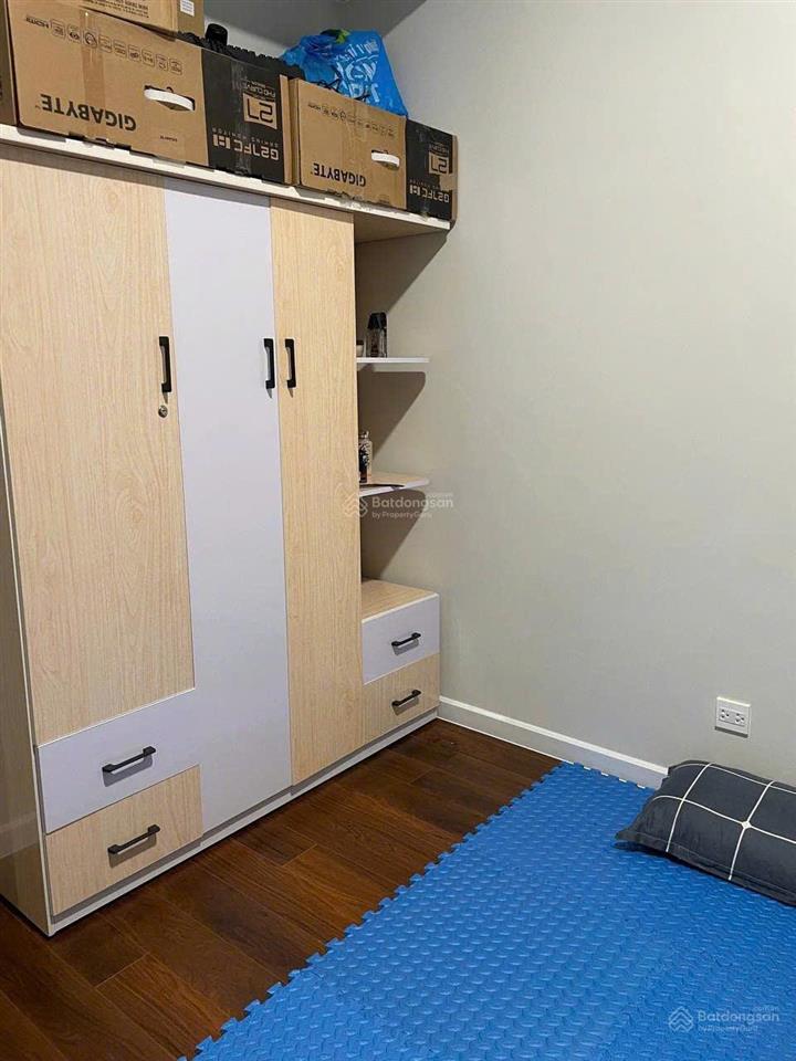 Chính chủ cho thuê 58m2 nhà có bếp + rèm  2pn giá 8tr5