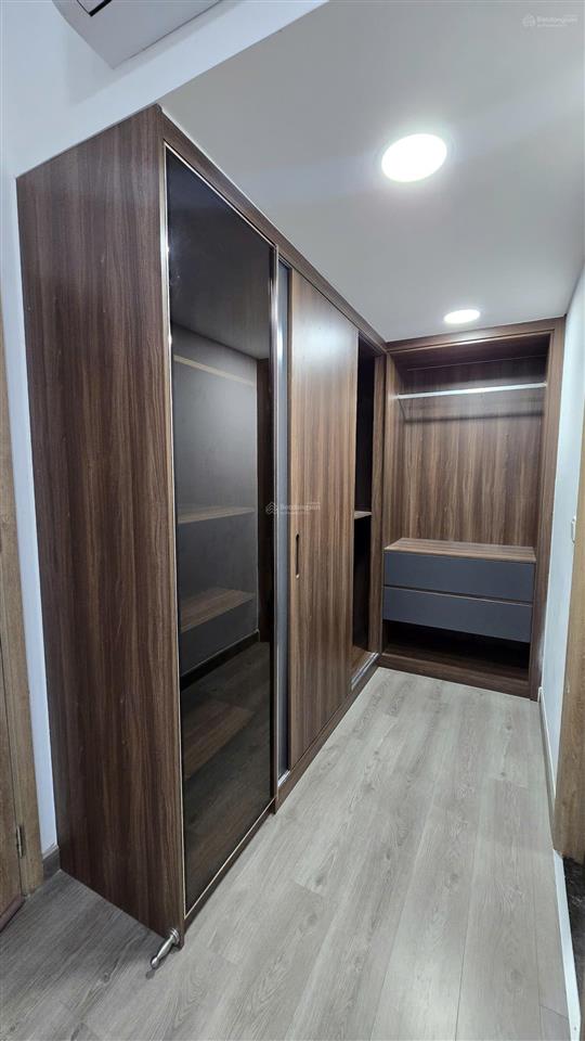 Cần bán skyvilla xe hơi lên tận nhà 163m2, 2pn 2wc giá tốt 10ty1