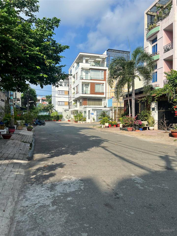 Nhà mới đẹp mt đường số 3, khu tên lửa, 5x20, 3.5 tấm, 13.7 tỷ, gần công viên,   0935 721 ***