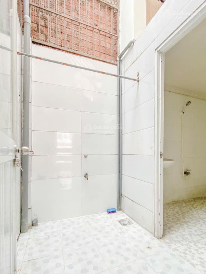 Nhà mt đường số 10, kdc nam long , 4x14 , 1 trệt 1 lửng , 5.2 tỷ ,   0935 721 *** kim hữu