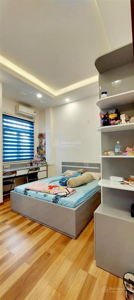 Nhà mới đẹp gần chợ mt đường số 8a, khu tên lửa, 4.5x12m 3.5 tấm, 9 tỷ,  0935 721 *** hữu