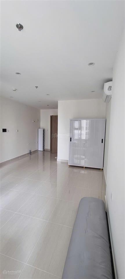 Sốc! studio khu origami vinhomes grand park giá 2 tỷ bao hết thuế phí, view hồ bơi, thoáng