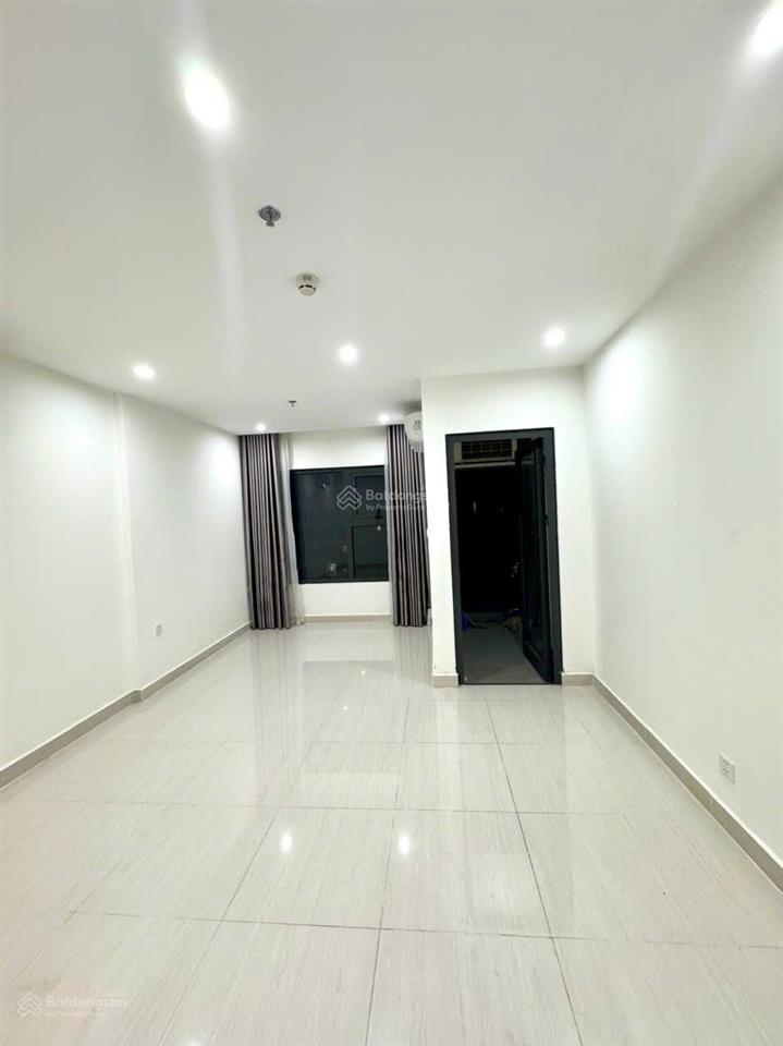 Sốc! studio khu origami vinhomes grand park giá 2 tỷ bao hết thuế phí, view hồ bơi, thoáng