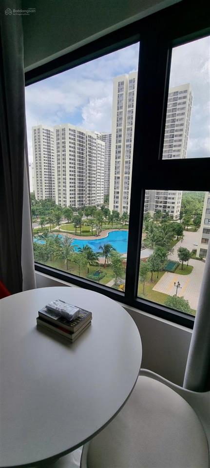 Sốc! studio khu origami vinhomes grand park giá 2 tỷ bao hết thuế phí, view hồ bơi, thoáng
