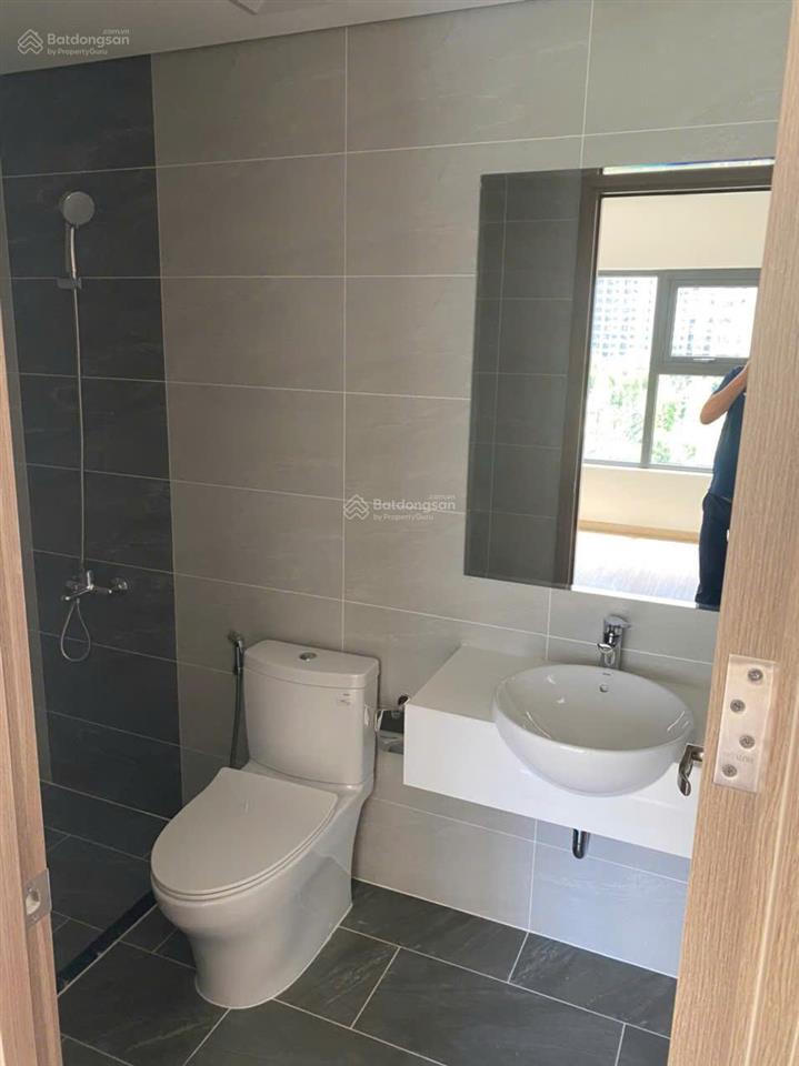 Sốc quá 2pn the origami | vinhomes grand park giá 2,7 tỷ bao thuế phí sẵn sổ hồng