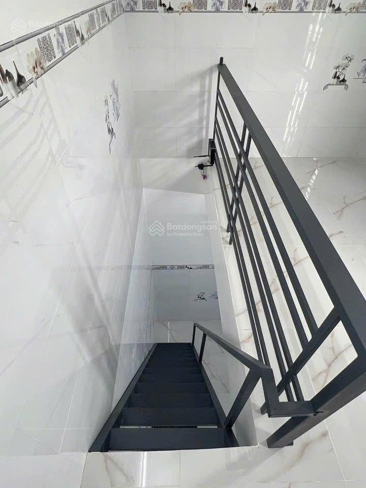 Bán nhà riêng 21m2, 790 triệu ở trương thị hoa q12 gần siêu thị metro