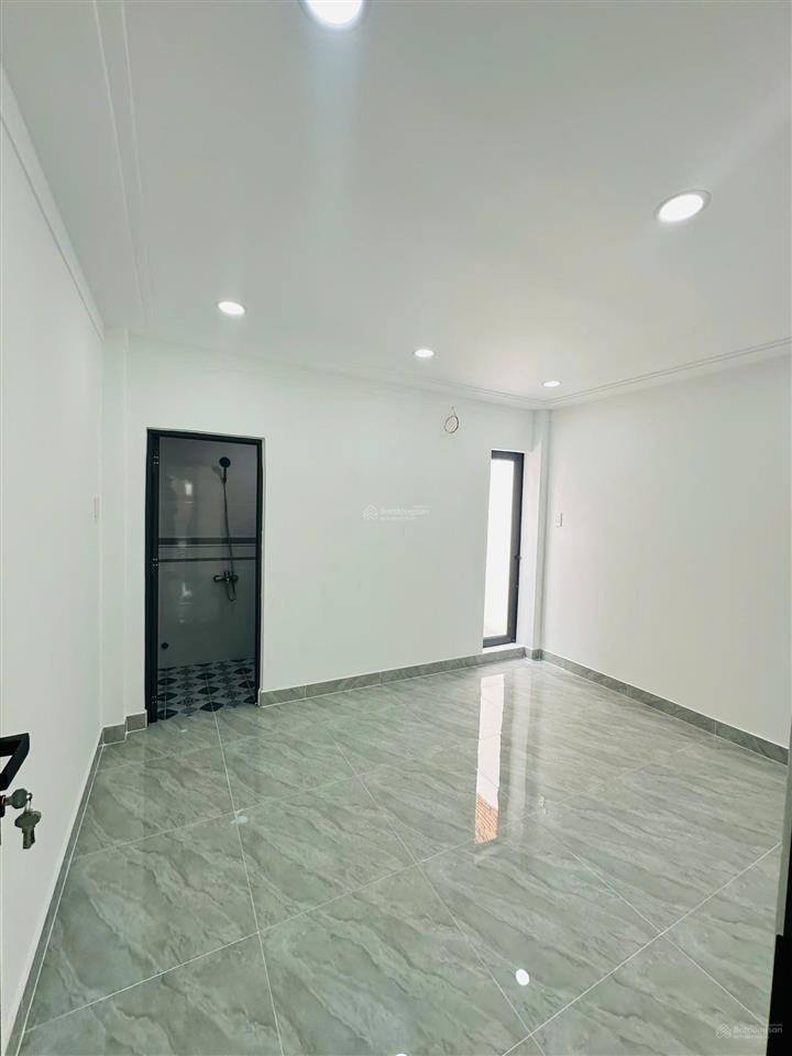 Bán nhà riêng tại hiệp thành 13, 2 tỷ 178 tr, 4x16m, đẹp, nhiều tiện ích