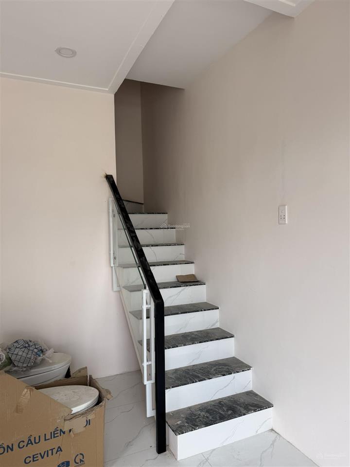Bán nhà tại thạnh xuân 21, 978 triệu, 32m2, 2pn, 2wc