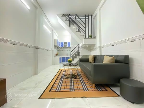 Bán nhà tô ngọc vân chỉ 790 triệu, mới xây chưa ai ở còn tl