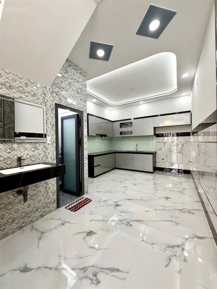 Bán nhà tại đường dương thị mười gần bv quận 12 giá 1,1 tỷ, 4x8m, 2pn + 2wc