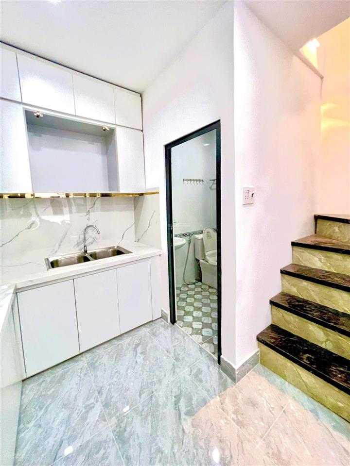 Bán nhà riêng tại tân thới hiệp 21 gần bv q12, 800 triệu, 2pn còn thương lượng