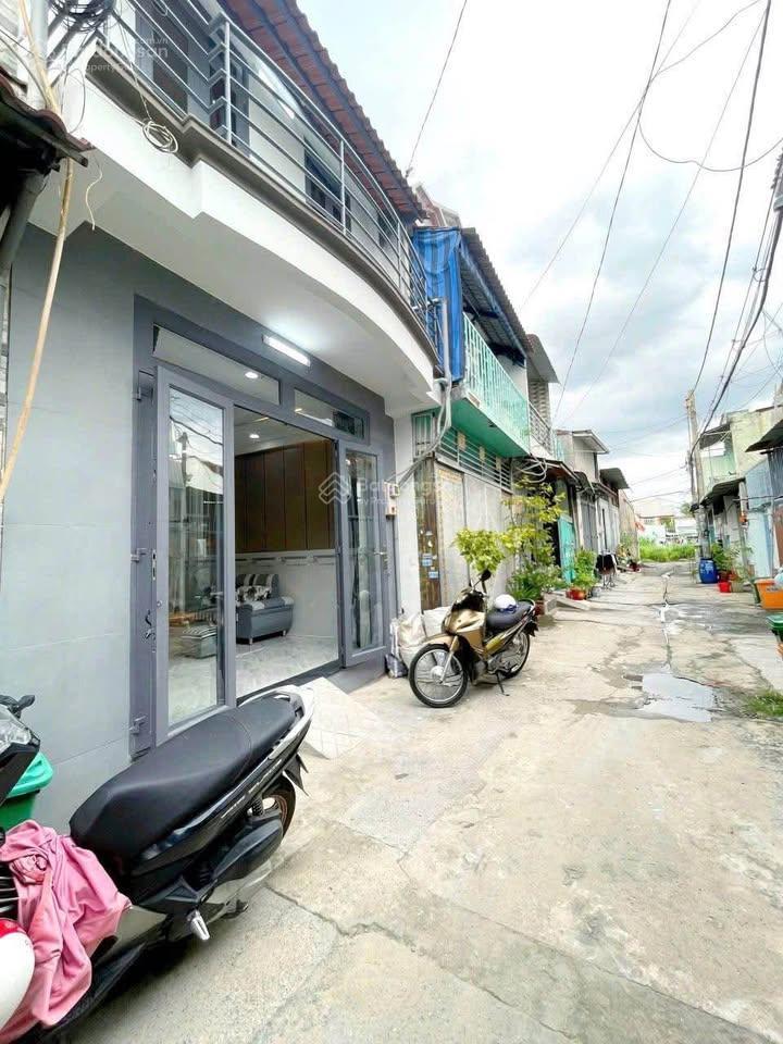 Bán nhà 4m x 12m hẻm 5m, lê văn khương chợ thiếc 1tỷ820tr 2pn 2wc
