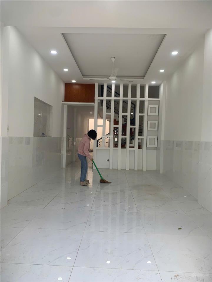 Bán nhà sổ hồng riêng tại dương thị mười q12, 4x17m  68m2, hẻm oto hàng hiếm
