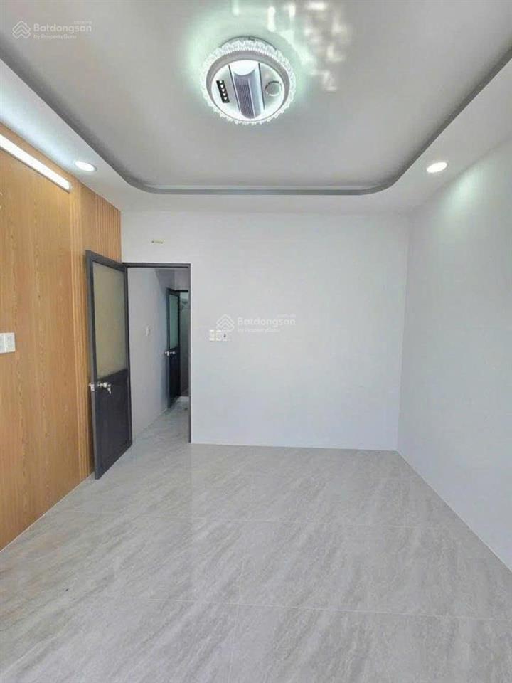 Bán nhà tô ký gần cvpm quang trung, 790 triệu, 2pn, 2wc
