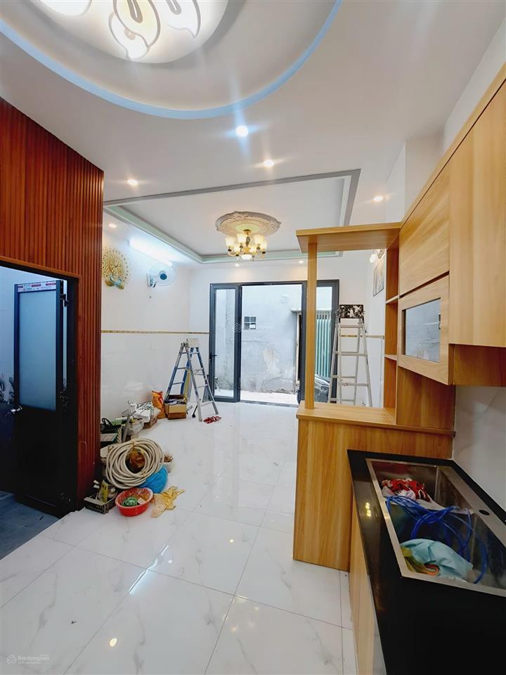 Bán nhà tại nguyễn văn quá, đông hưng thuận, q12, 900 tr, mới xây, còn bớt
