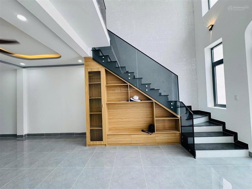 Bán nhà riêng tại trần thị năm, phường tân chánh hiệp, quận 12, 4x12, 1,69 tỷ tl. hẻm oto
