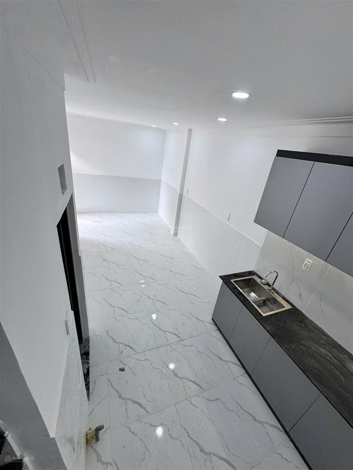 Cho thuê nr 2pn 2wc tại tô ký, ngay cvpm quang trung 3,5 triệu, 2pn, giá cực chất