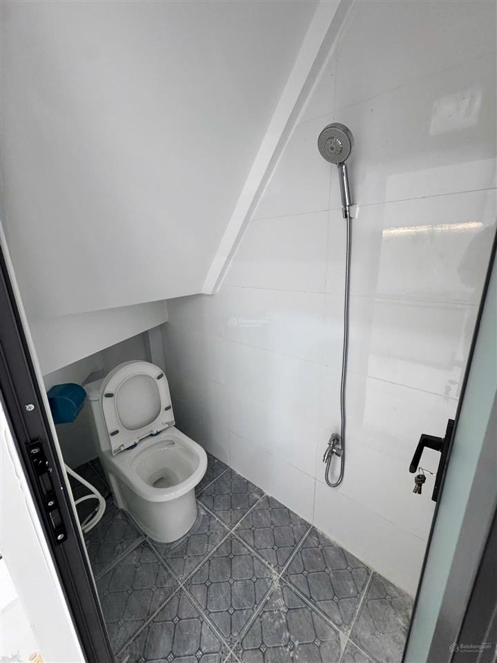 Cho thuê nr 2pn 2wc tại tô ký, ngay cvpm quang trung 3,5 triệu, 2pn, giá cực chất