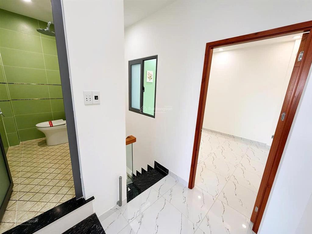 Bán nhà riêng tại dương thị mười gần bv q12 900 triệu 2pn 2wc nhà mới đẹp