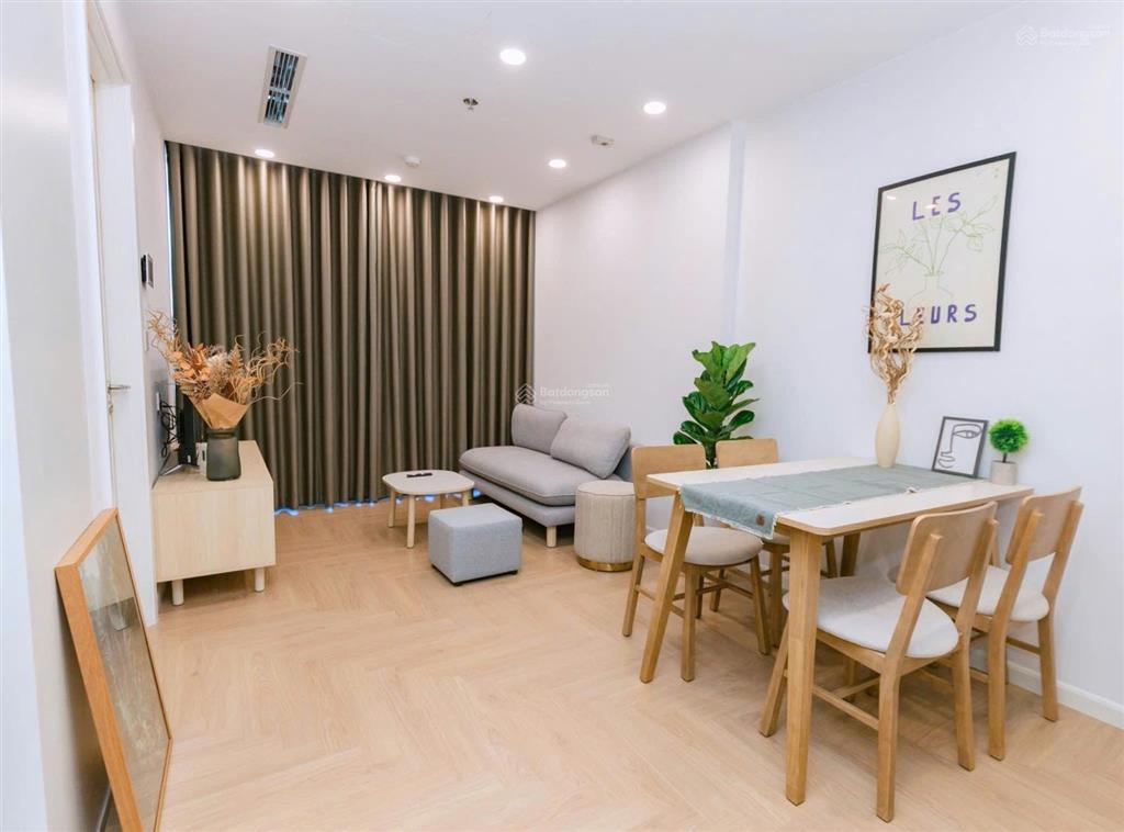 Chính chủ cho thuê nhanh 2 ngủ full nội thất flc 36 ph, giá 11.5tr. vào luôn,  . 0378,456.998