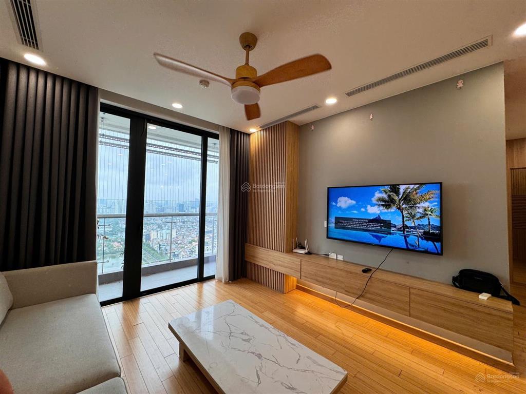 Cho thuê chcc chelsea residence, dt 80m2, 2 ngủ full nt đẹp, giá 19tr.  0378 456 ***