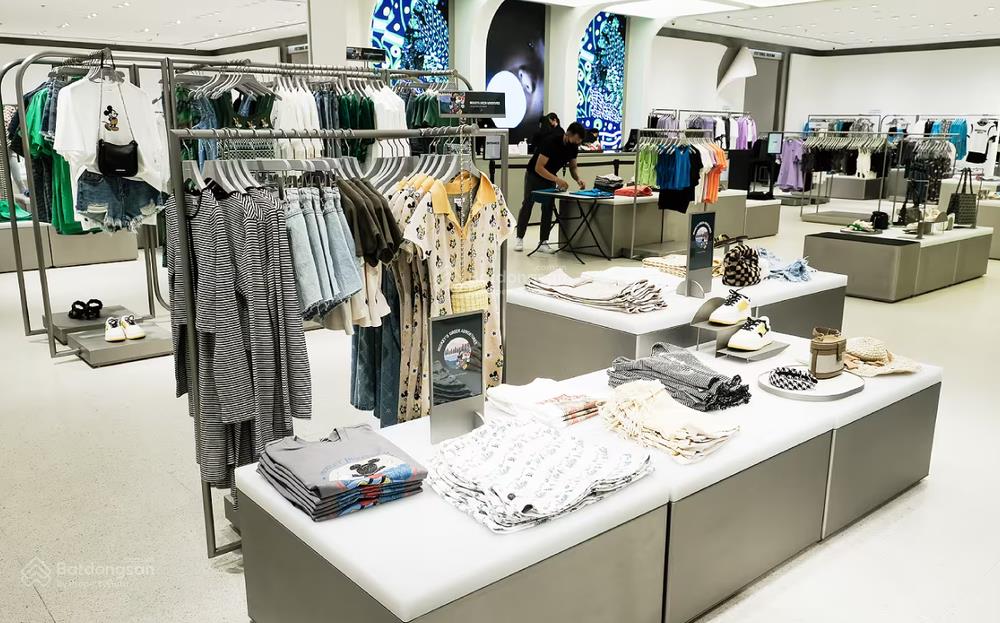 Cửa hàng đẹp xuất sắc cho thuê tại xã đàn 150tr 180m2. vị trí đắc địa dễ dàng nhận diện thương hiệu