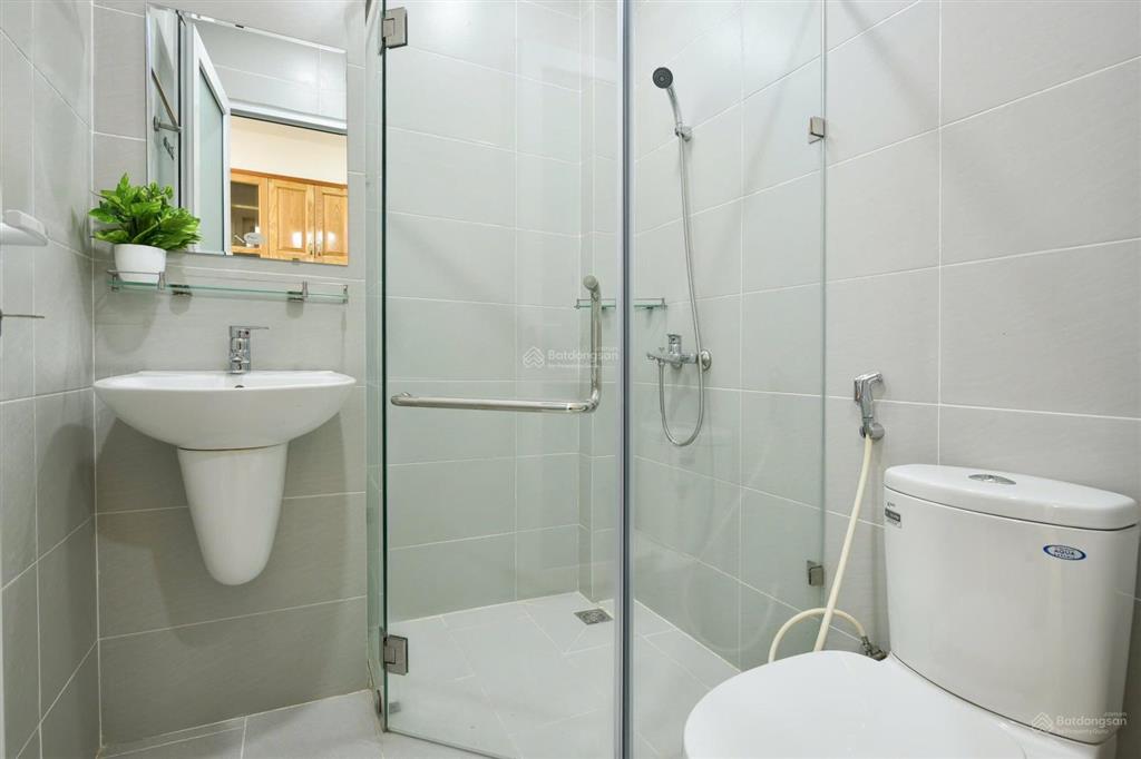 Cho thuê phòng cửa sổ ban công máy giặt riêng tại q1  gần bùi viện, nguyễn huệ, chợ bến thành