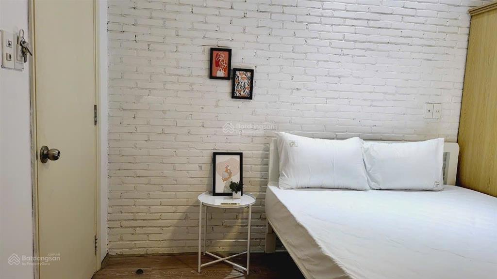 Cho thuê phòng view nhà thờ tân định hai bà trưng, quận 1  giáp quận 3  phú nhuận  gần cầu kiệu