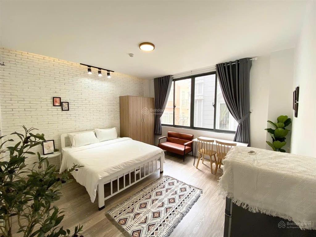 Cho thuê phòng view nhà thờ tân định hai bà trưng, quận 1  giáp quận 3  phú nhuận  gần cầu kiệu