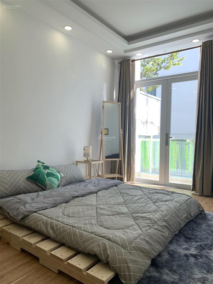 Cho thuê phòng ban công, quận 1 studio ban công siêu rộng gần bùi viện, chợ bến thành, văn lang