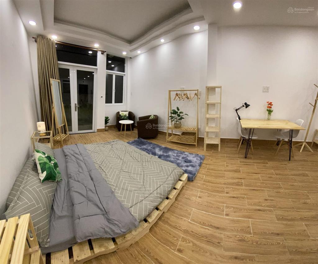Cho thuê phòng ban công, quận 1 studio ban công siêu rộng gần bùi viện, chợ bến thành, văn lang