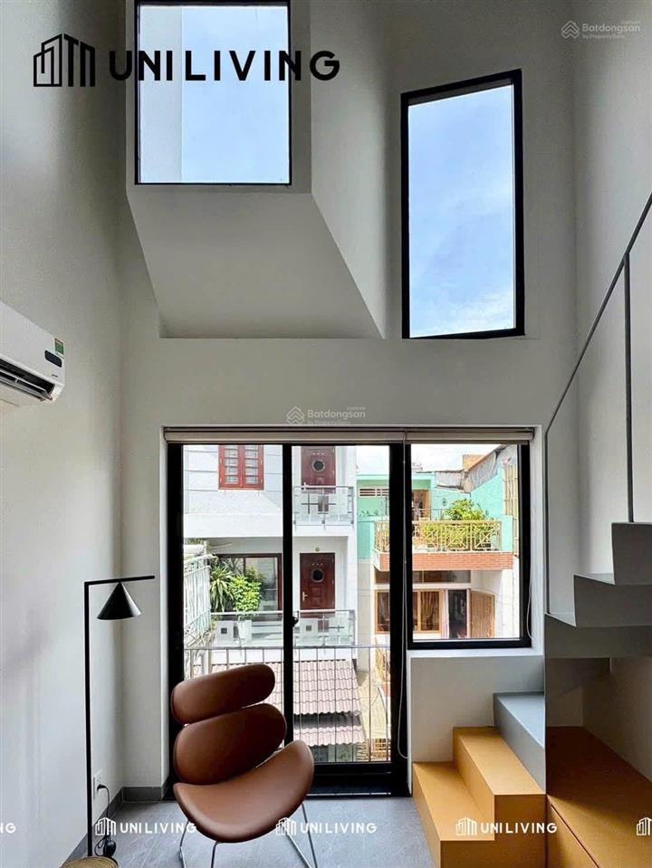 Cho thuê căn hộ duplex trần cao 2m5  tại q3 gần chợ tân định, cv lê văn tám, hồ con rùa quận 1