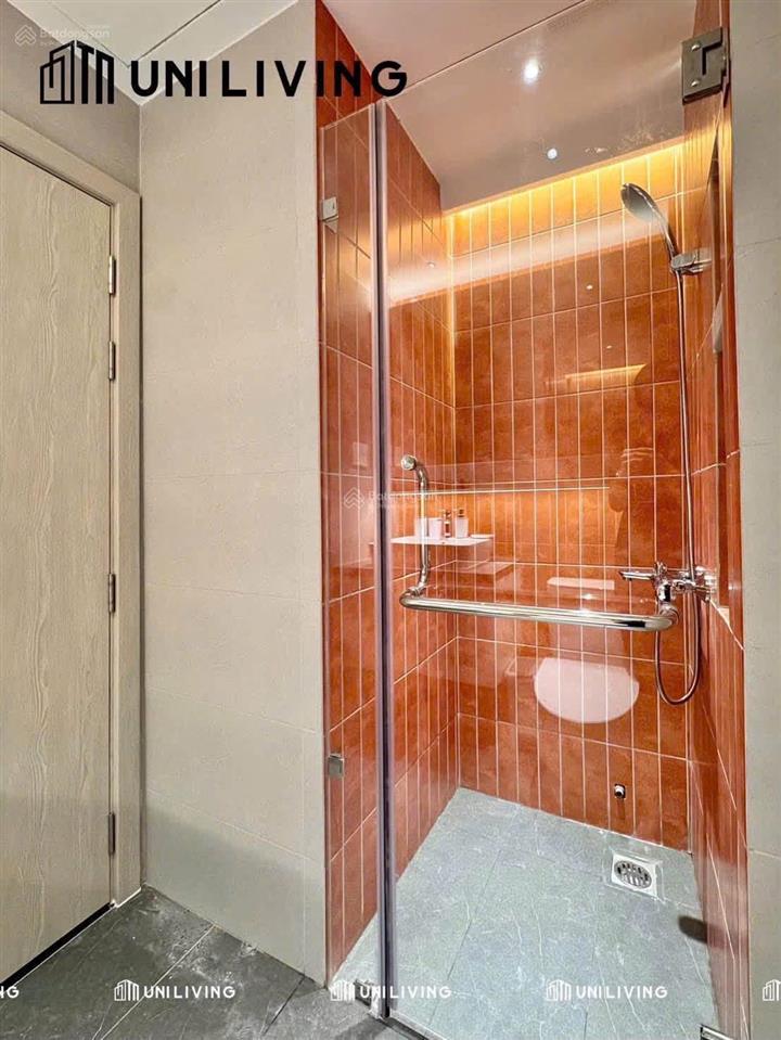 Cho thuê căn hộ duplex trần cao 2m5  tại q3 gần chợ tân định, cv lê văn tám, hồ con rùa quận 1