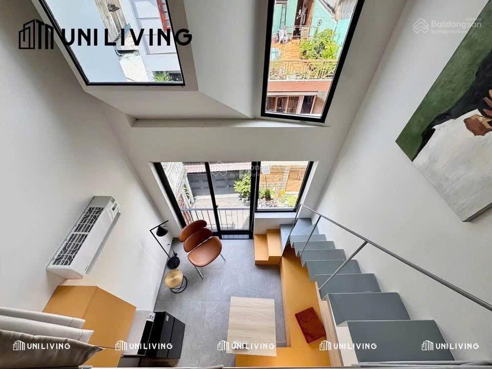 Cho thuê căn hộ duplex trần cao 2m5  tại q3 gần chợ tân định, cv lê văn tám, hồ con rùa quận 1