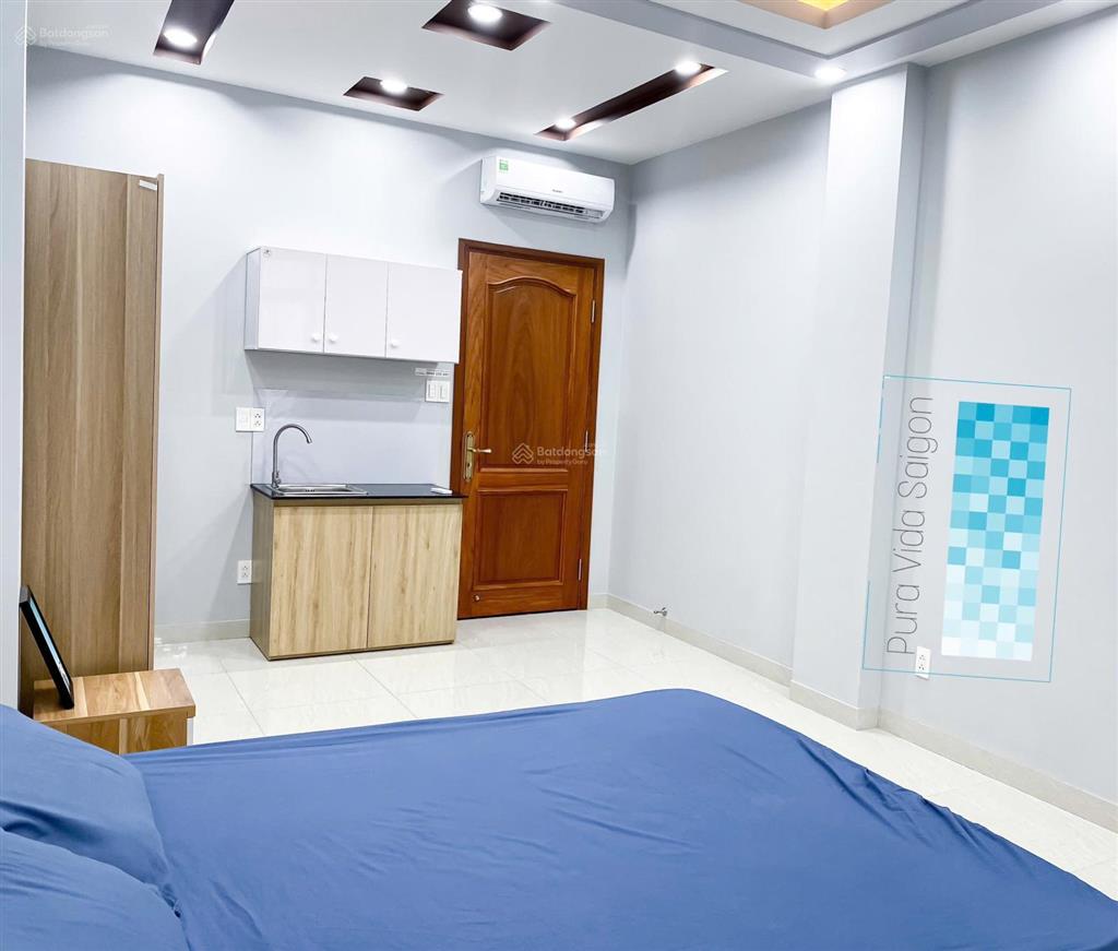 Cho thuê phòng ban công quận 1  mặt tiền đường ban công thang máy | gần đh ueh viện isb